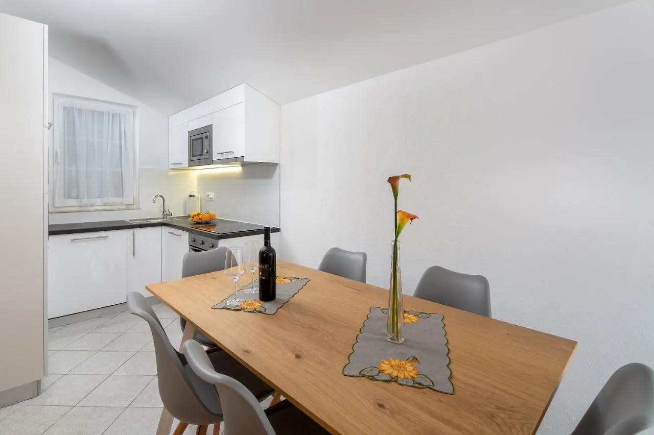 Apartment Villa Kristina Trogir Croatia