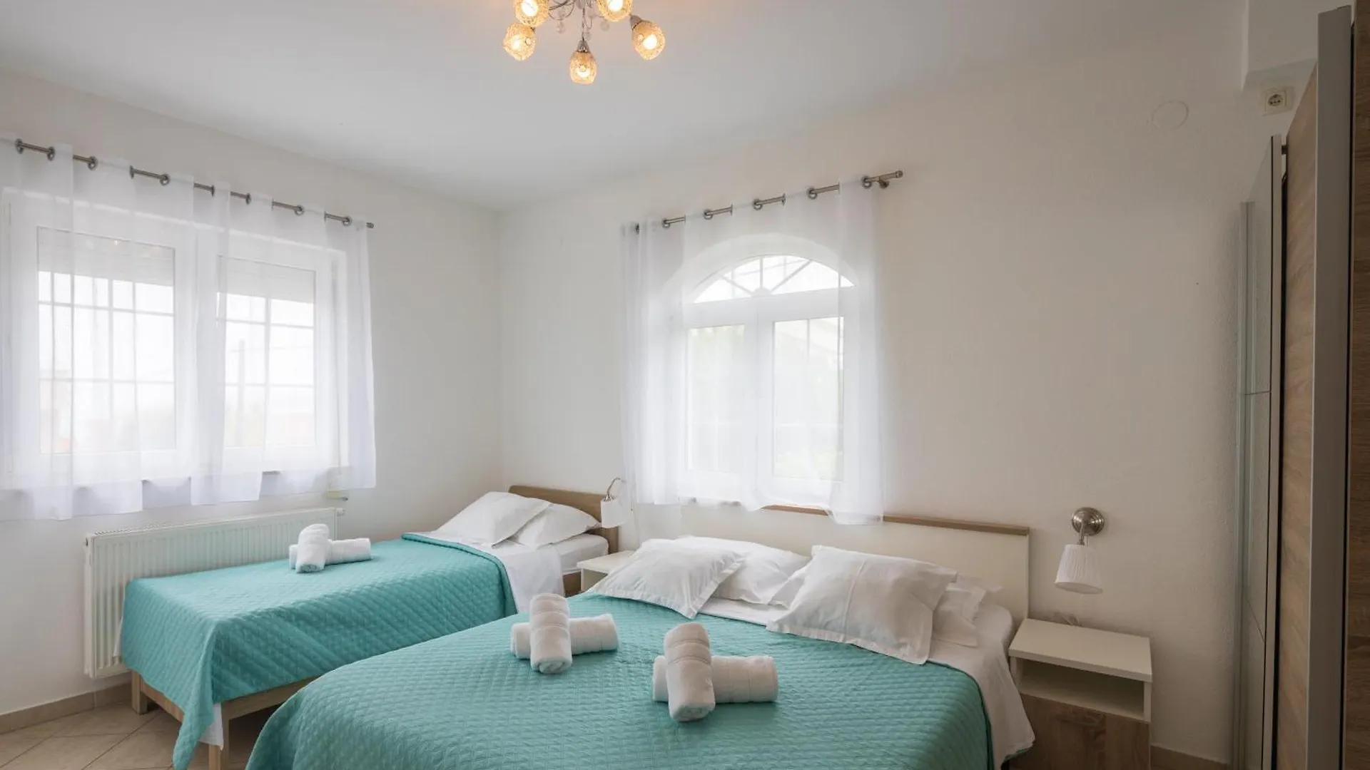 Villa Kristina Trogir 0*,  Croatia